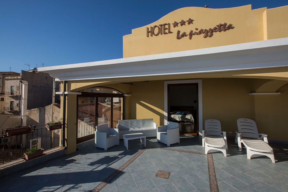 hotel la piazzetta