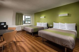 motel 6 canoga park