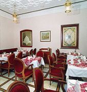 noor us sabah palace