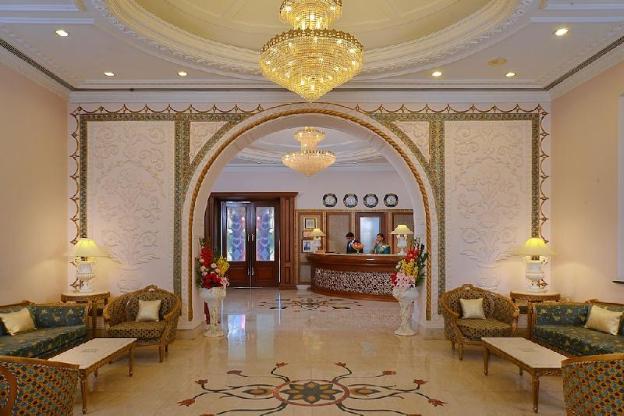 noor us sabah palace