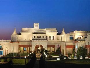 noor us sabah palace