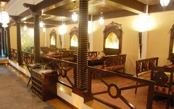 noor us sabah palace