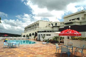 noor us sabah palace