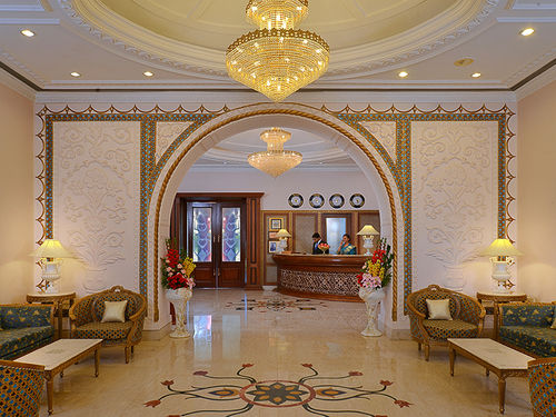 noor us sabah palace