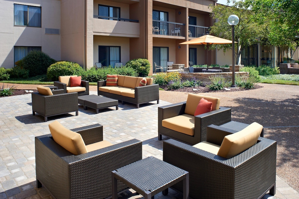 courtyard by marriott st louis creve coeur