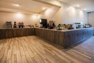 la quinta inn and suites by wyndham newport