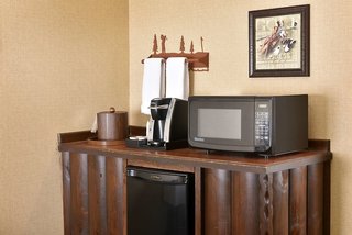 stoney creek hotel des moines johnston