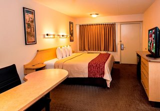 Red Roof Inn Greensboro Coliseum,Guilford County>>Greensboro,2 star