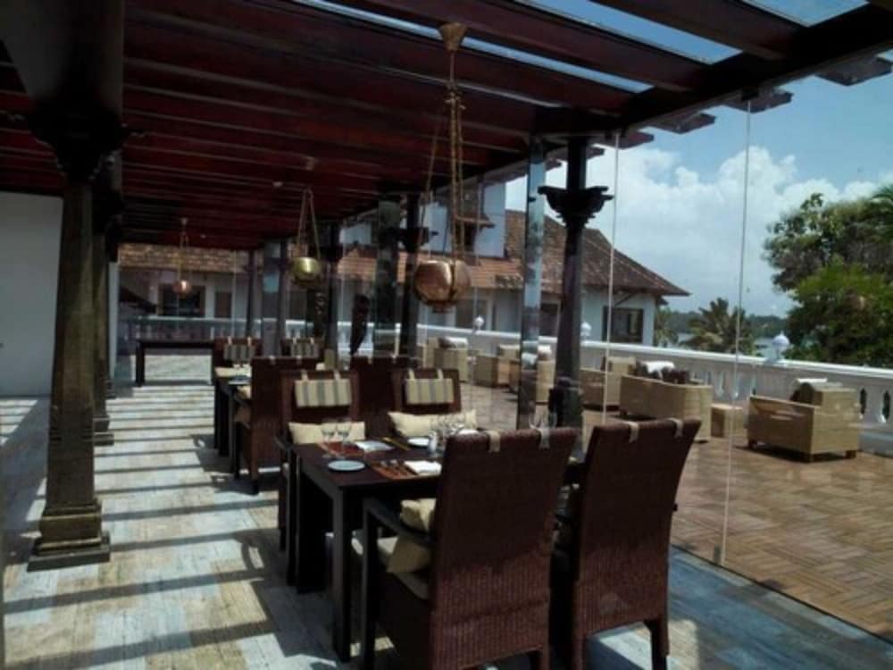 the leela ashtamudi a raviz hotel