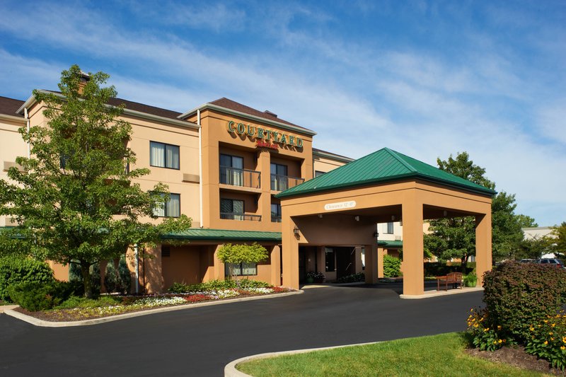 courtyard by marriott toledo maumee arrowhead