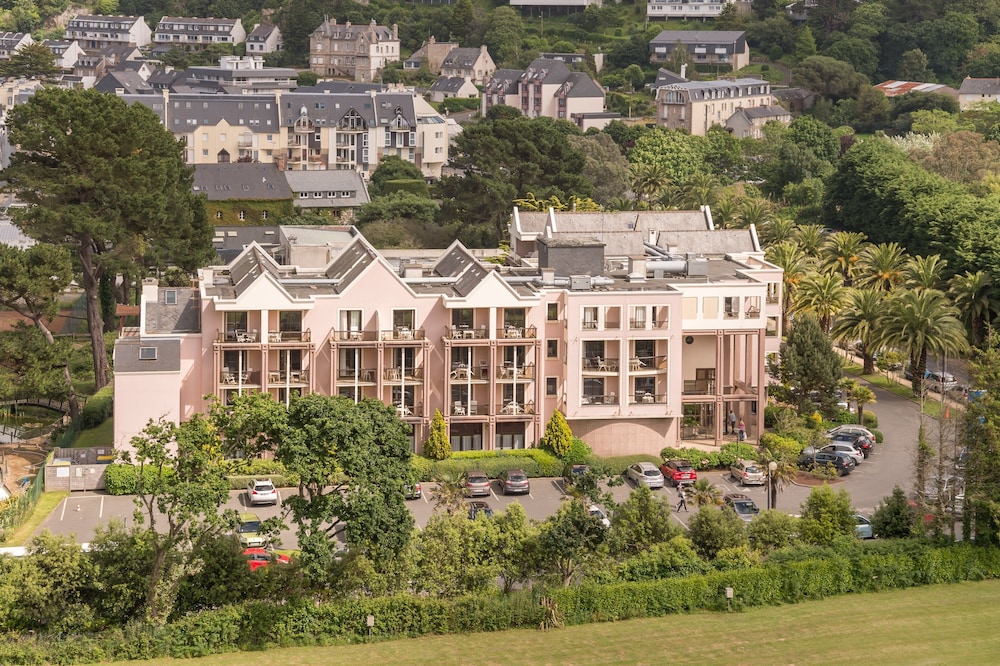 residence pierre and vacances larchipel
