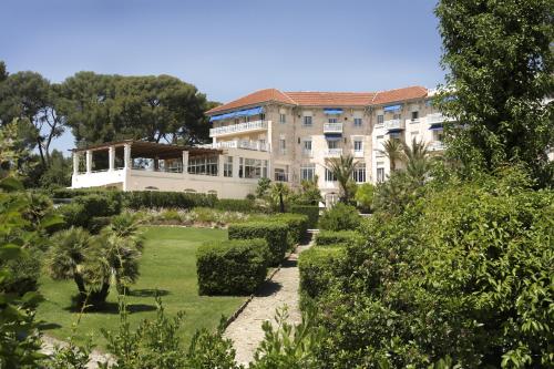 grand hotel des lecques bw signature collection