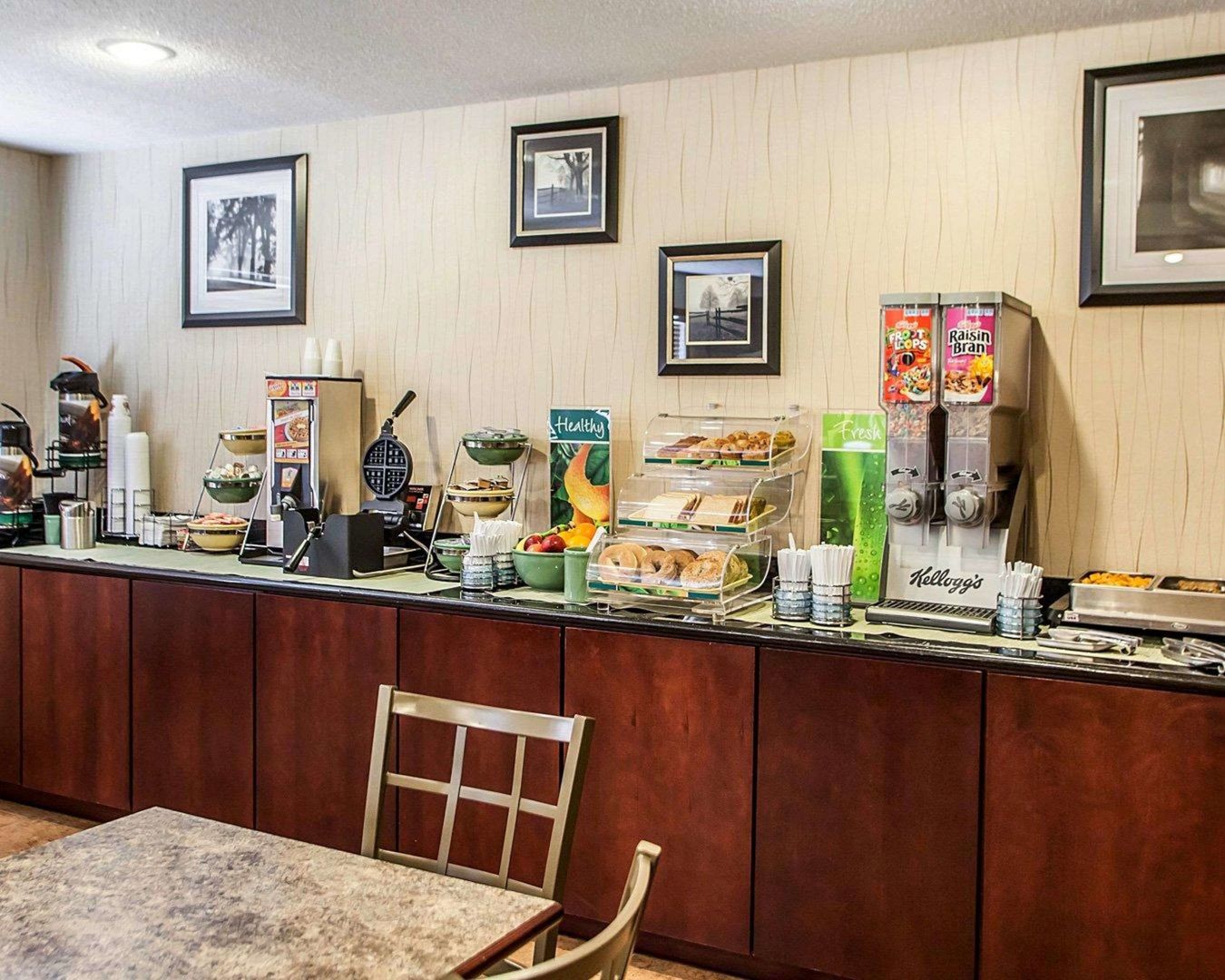 quality inn and suites davenport near i 80