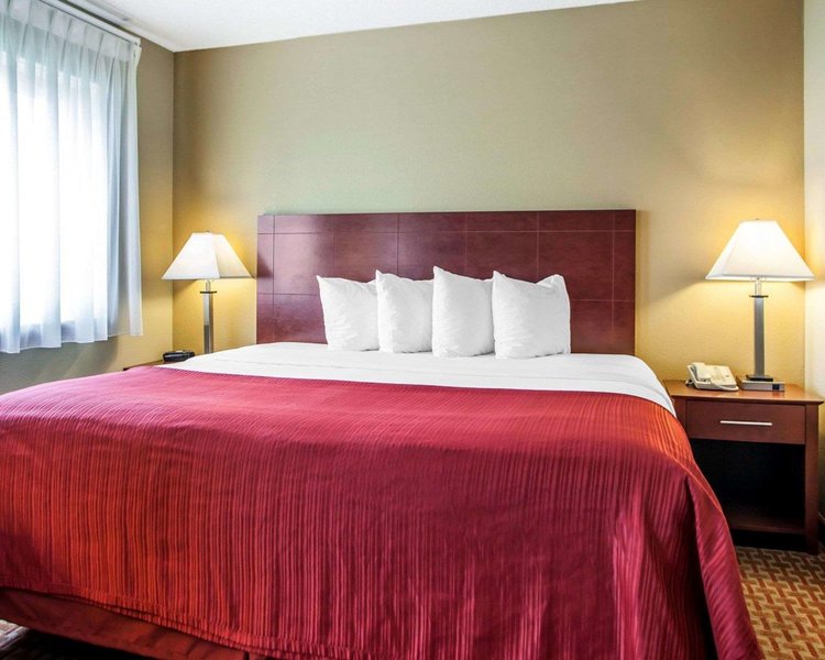 quality inn and suites davenport near i 80