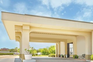Surestay By Best Western Victoria,Victoria County>>Victoria,3 star