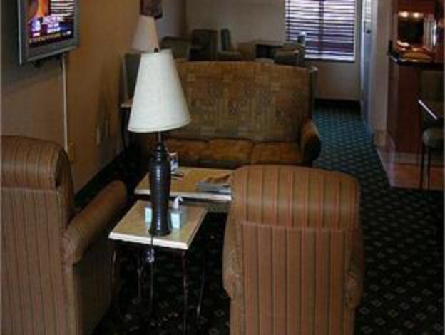 holiday inn express la junta by ihg