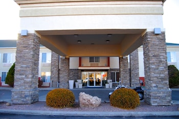 holiday inn express la junta by ihg