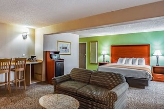 quality inn trinidad