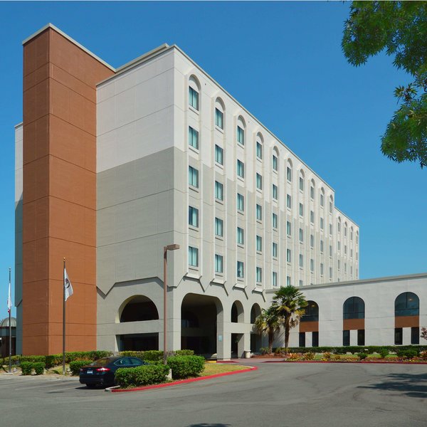 Doubletree By Hilton Newark - Fremon