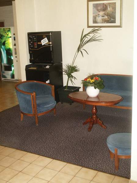 hotel kyriad paris 10 canal saint martin