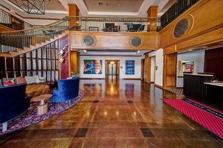 hampton inn and suites austin downtown