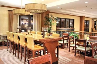 hampton inn and suites austin downtown