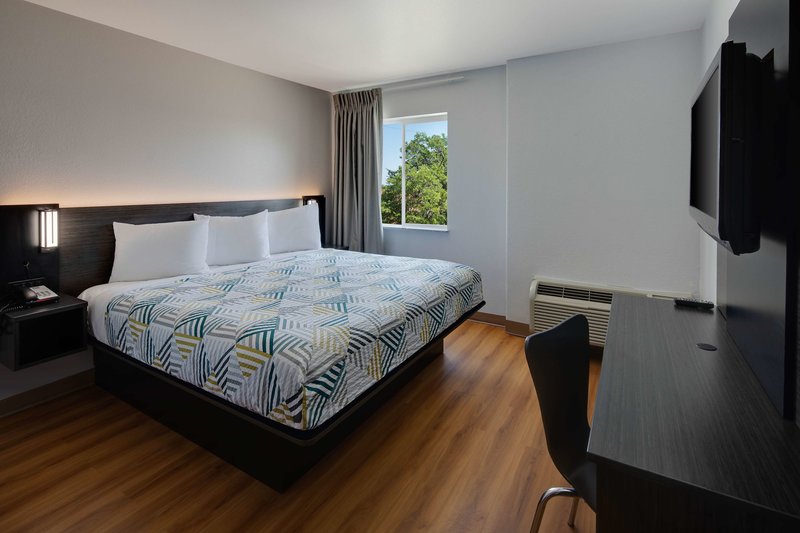 baymont by wyndham san antonio airport