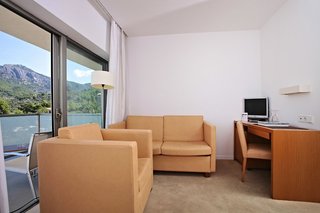 hotel aimia