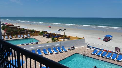 tropical winds oceanfront hotel