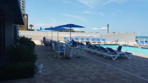 tropical winds oceanfront hotel