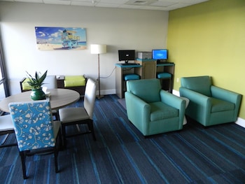 Tropical Winds Oceanfront Hotel,Holly Hill>>Daytona Beach,3 star
