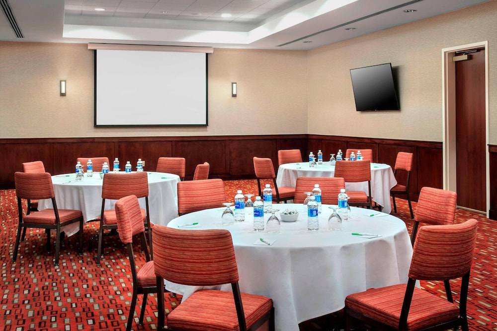 courtyard by marriott charlotte city center