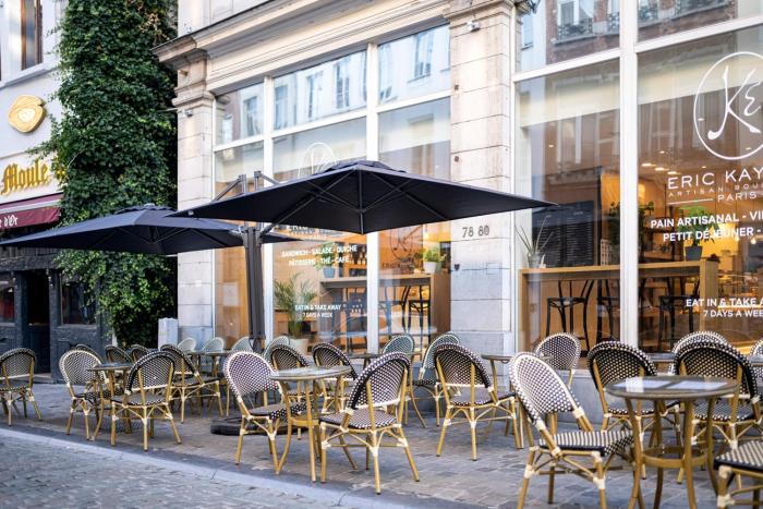 aris grand place hotel