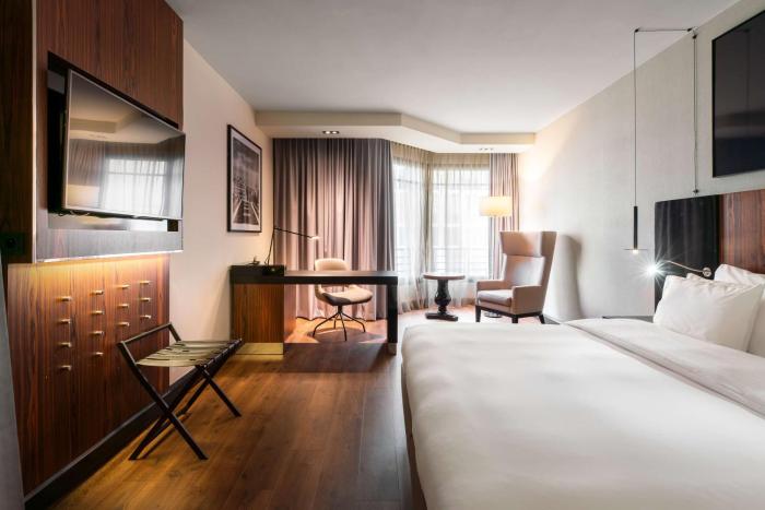 radisson collection grand place brussels