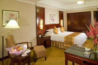 oriental riverside hotel