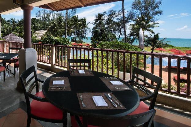 marriotts phuket beach club