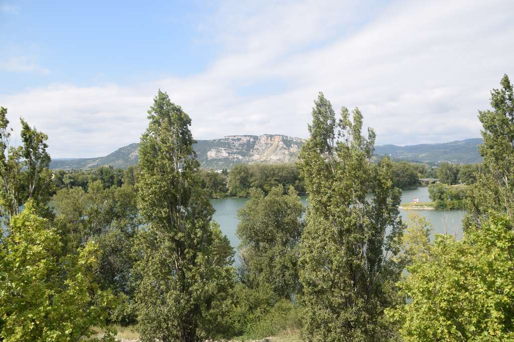 kyriad direct bourg les valence