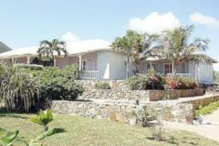 Esmeralda Resort,Green Cay>>Cul De Sac,4 star