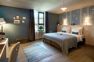Marias Platzl,Mariahilfplatz 4,3 star
