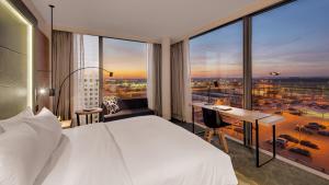 Hilton Munich Airport,Connected To The Airport,4 star