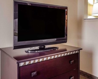 Comfort Suites Louisville East,Hurstbourne>>Douglass Hills,3 star