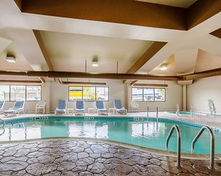 Comfort Suites Louisville East,Hurstbourne>>Douglass Hills,3 star