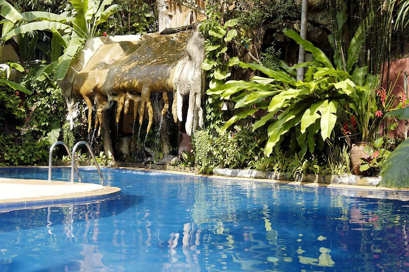 club bamboo boutique patong beach resort