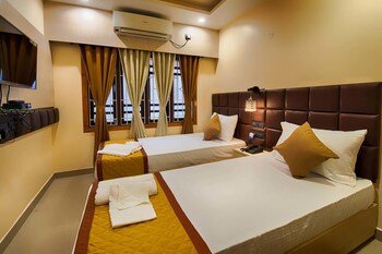 hotel venkatesh regency