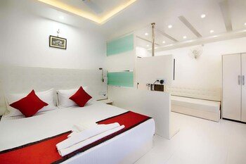 hotel venkatesh regency