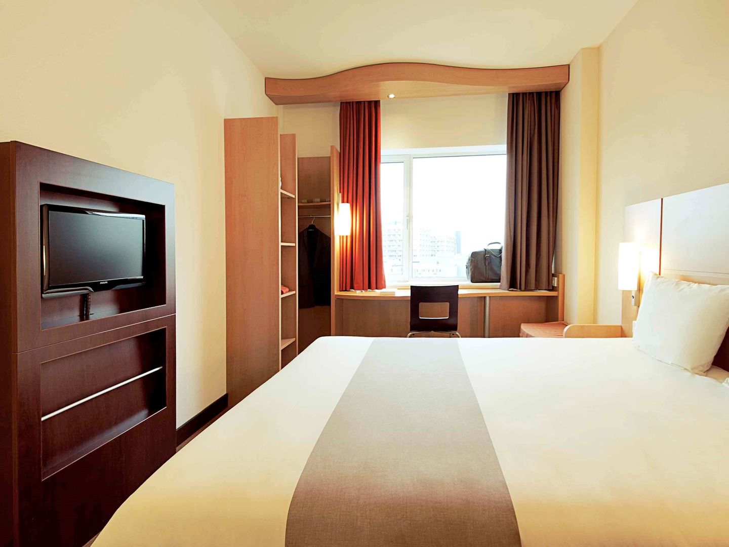 ibis zurich adliswil