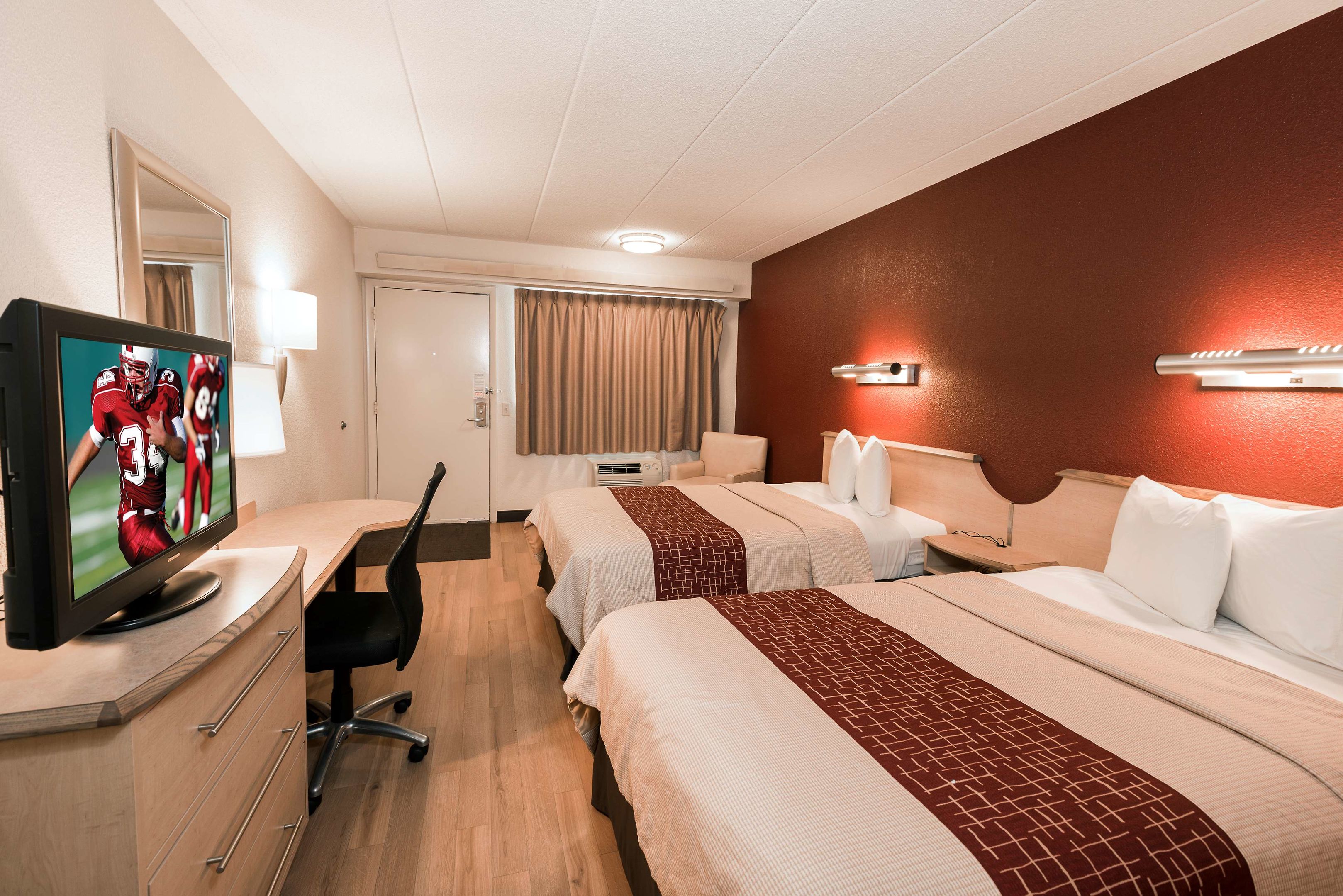 red roof inn detroit dearborn greenfield village