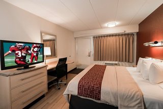 red roof inn detroit dearborn greenfield village