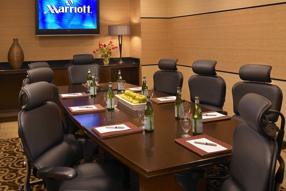 detroit marriott troy