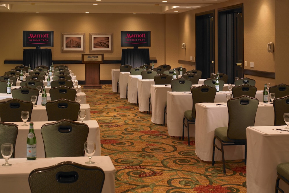 detroit marriott troy